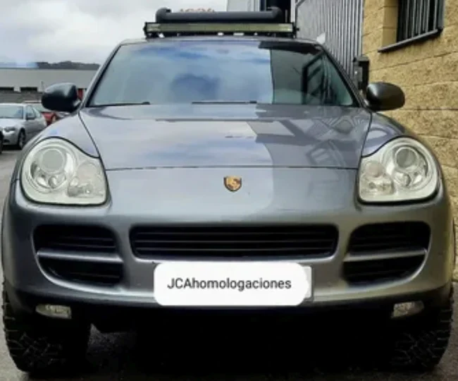 Inicio 9 Vehículo Porsche homologado